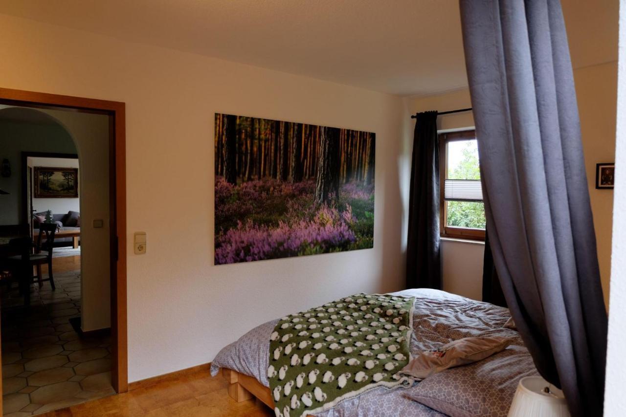 Schwarzwild - Ferienwohnung Und Ferienzimmer Baiersbronn Exterior photo
